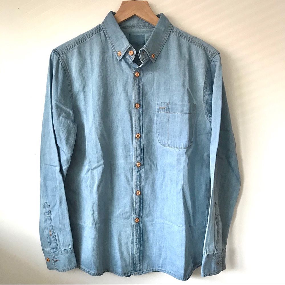 Light blue slim long sleeve denim button shirt